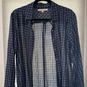 XiRENA Checkered Beau Shirt in Blueish purple and Gray.